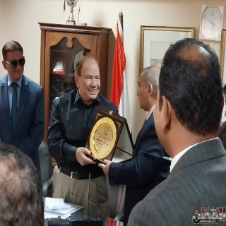 The Arab Union of Qud Al-Umraniyah honors Dr. Seddik Afifi, the head of Thebes Education
